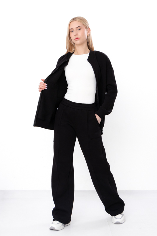 Костюм жіночий